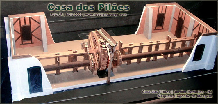 Maquete do engenho de moagem com roda d´agua da casa de pólvora