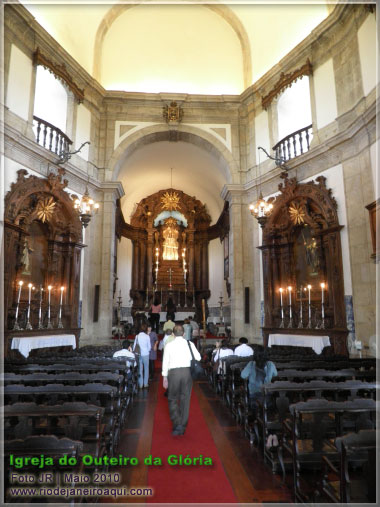Interior da Igreja de Nossa Senhora da Gl&oacute;ria do Outeiro