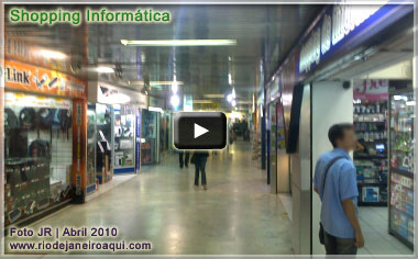 Lojas do shopping em um galeria Lojas do shopping em um galeria