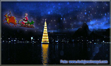&Aacute;rvore de Natal da Lagoa com Papai Noel de tren&oacute;