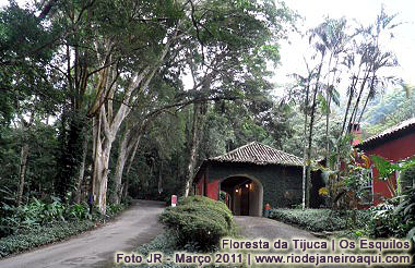 Casa do Bar&atilde;o de Escragnolle, atual restaurante Os Esquilos