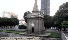 Chafariz de Mestre Valentim na Pra&ccedil;a XV