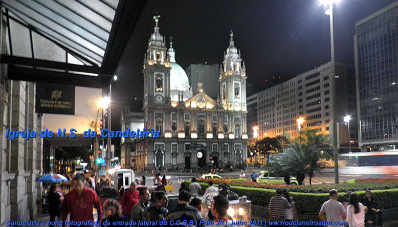 Igreja da Candelária vista de noite