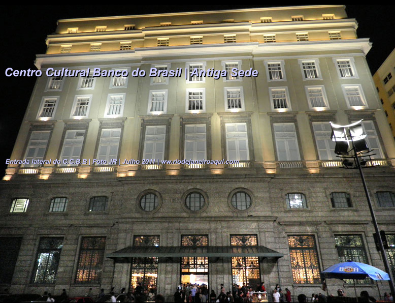 Centro Cultural Banco do Brasil à noite