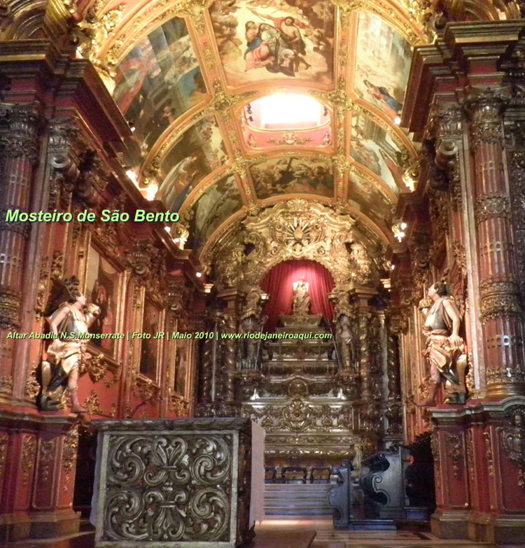 Teto e talhas do Altar Mor da Abadia de N.S. de Monserrate